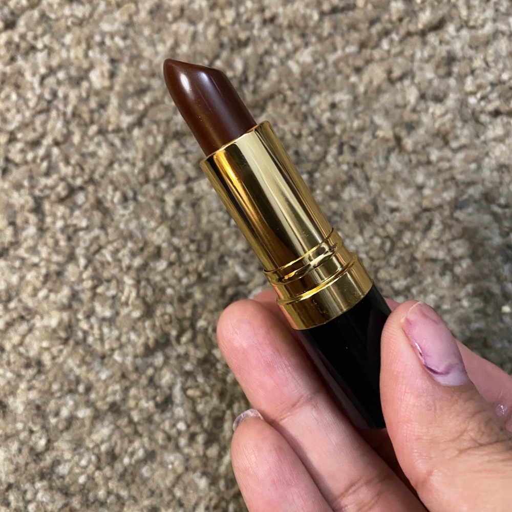 Choco-Liscious Lipstick